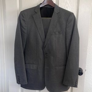 Gray Zara man basic suit combo